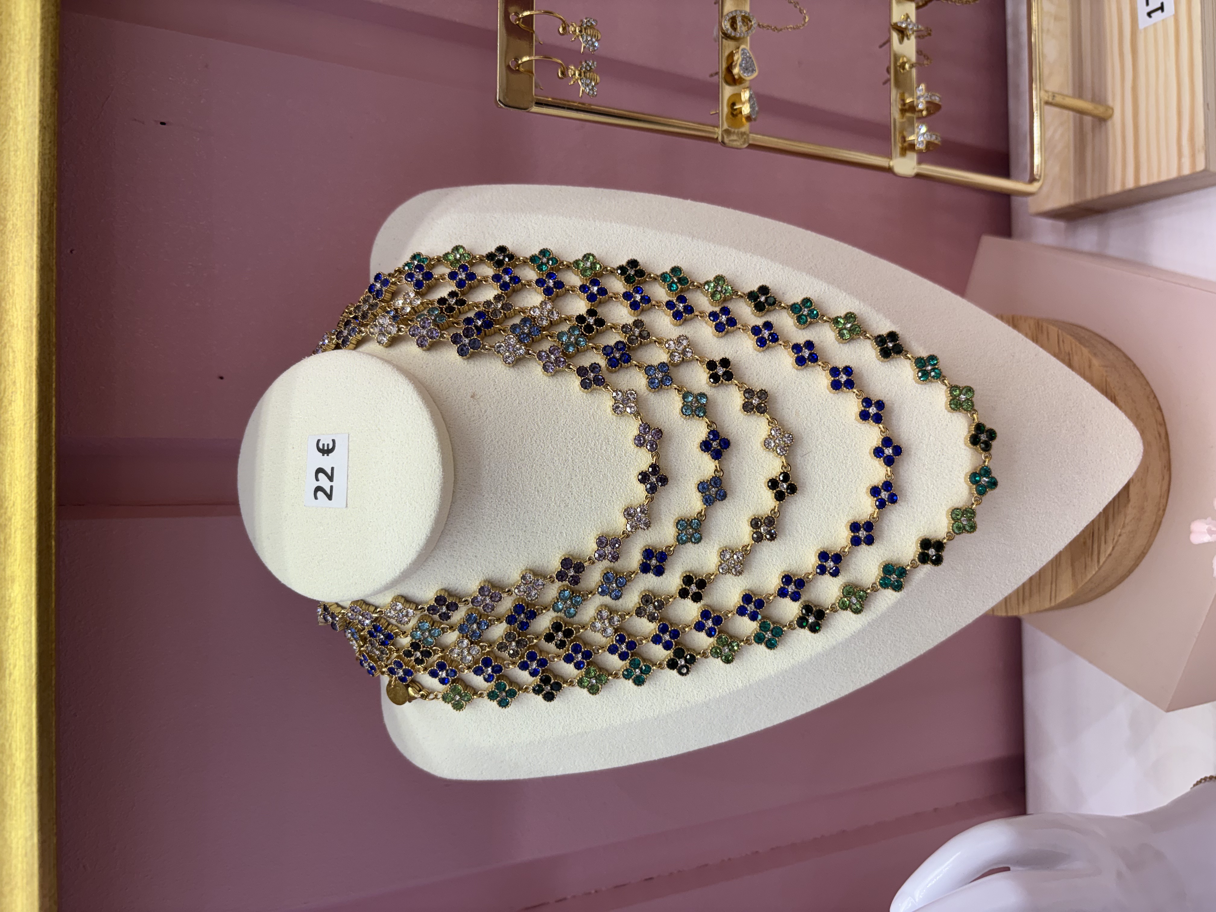 Collier multirangs trèfles bleus et verts