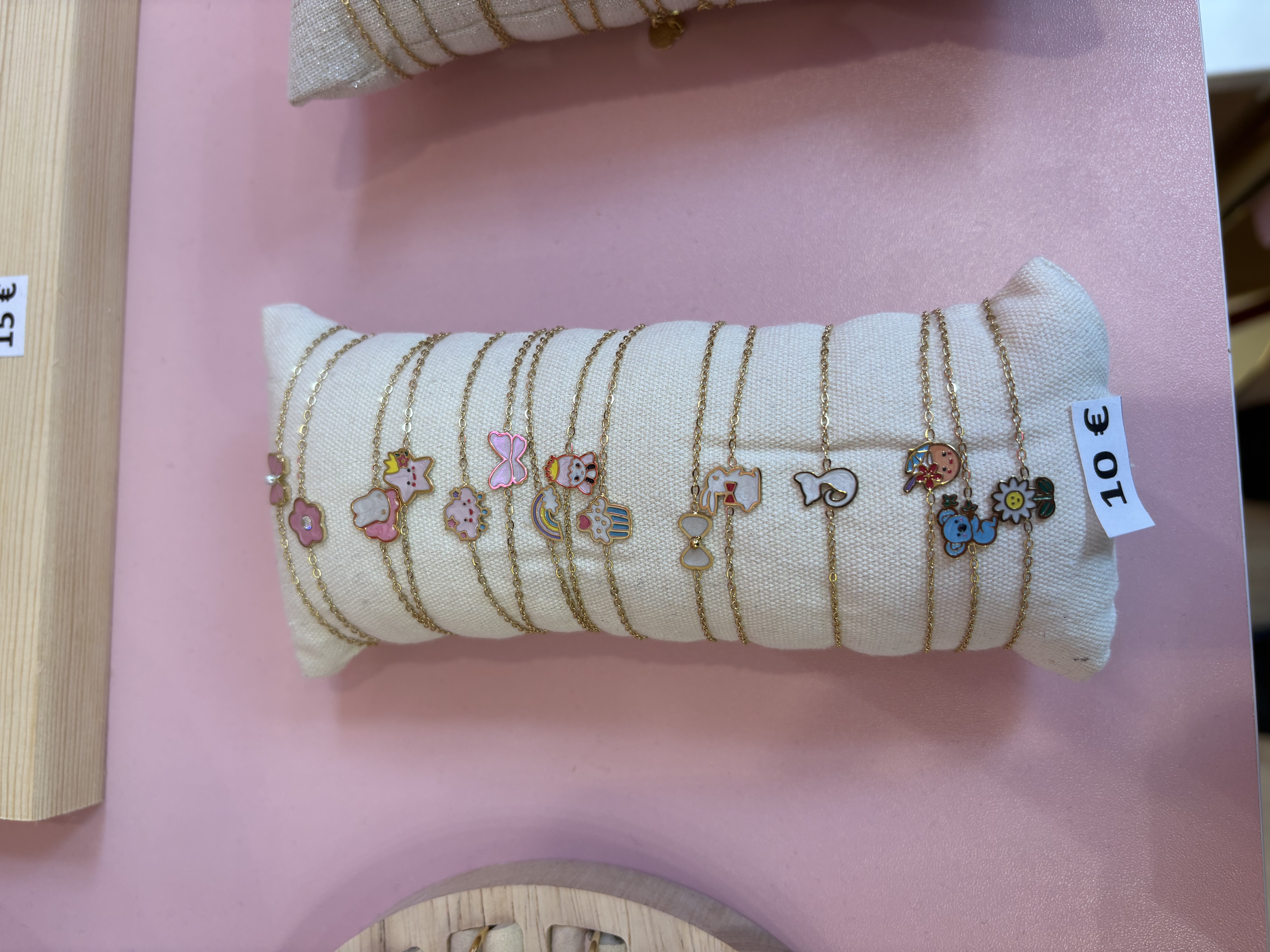 Bracelets dorés pour enfants motifs mignons